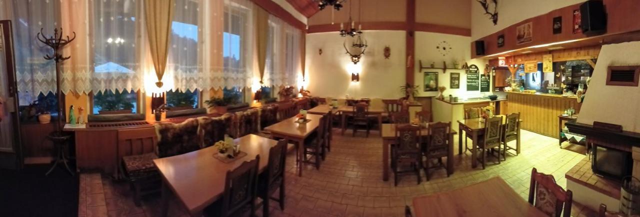 Rodinny "Hotel U Mustku" Desná Екстериор снимка