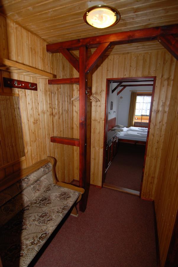 Rodinny "Hotel U Mustku" Desná Екстериор снимка